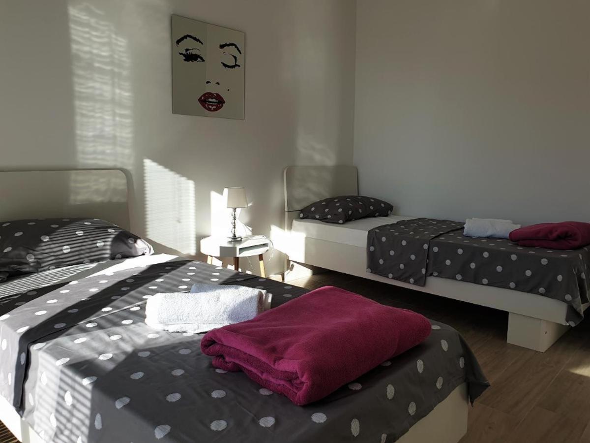 Premium Apartments Adore Novaglia Esterno foto