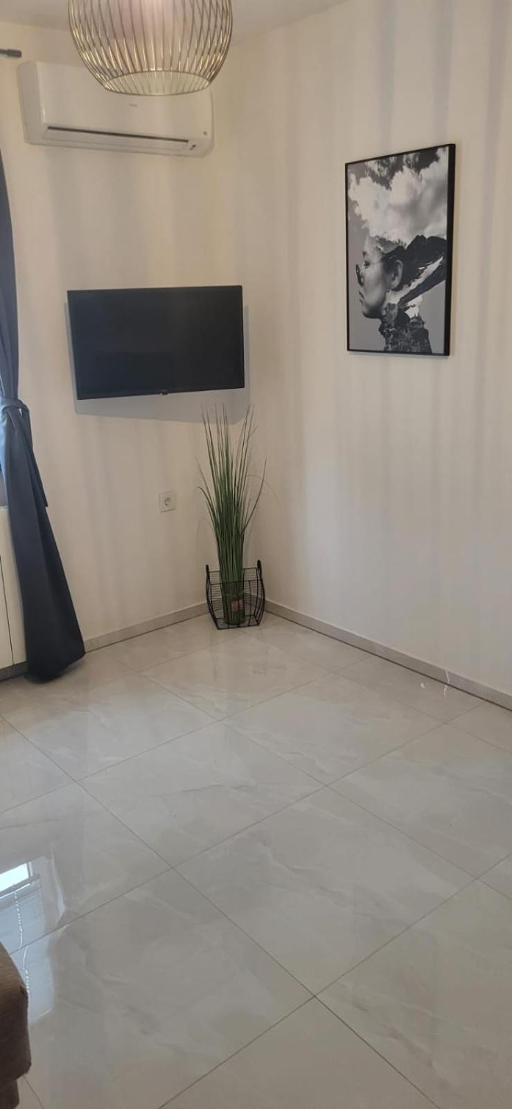 Premium Apartments Adore Novaglia Esterno foto
